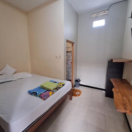Azza Karimunjawa Hotel ภายนอก รูปภาพ