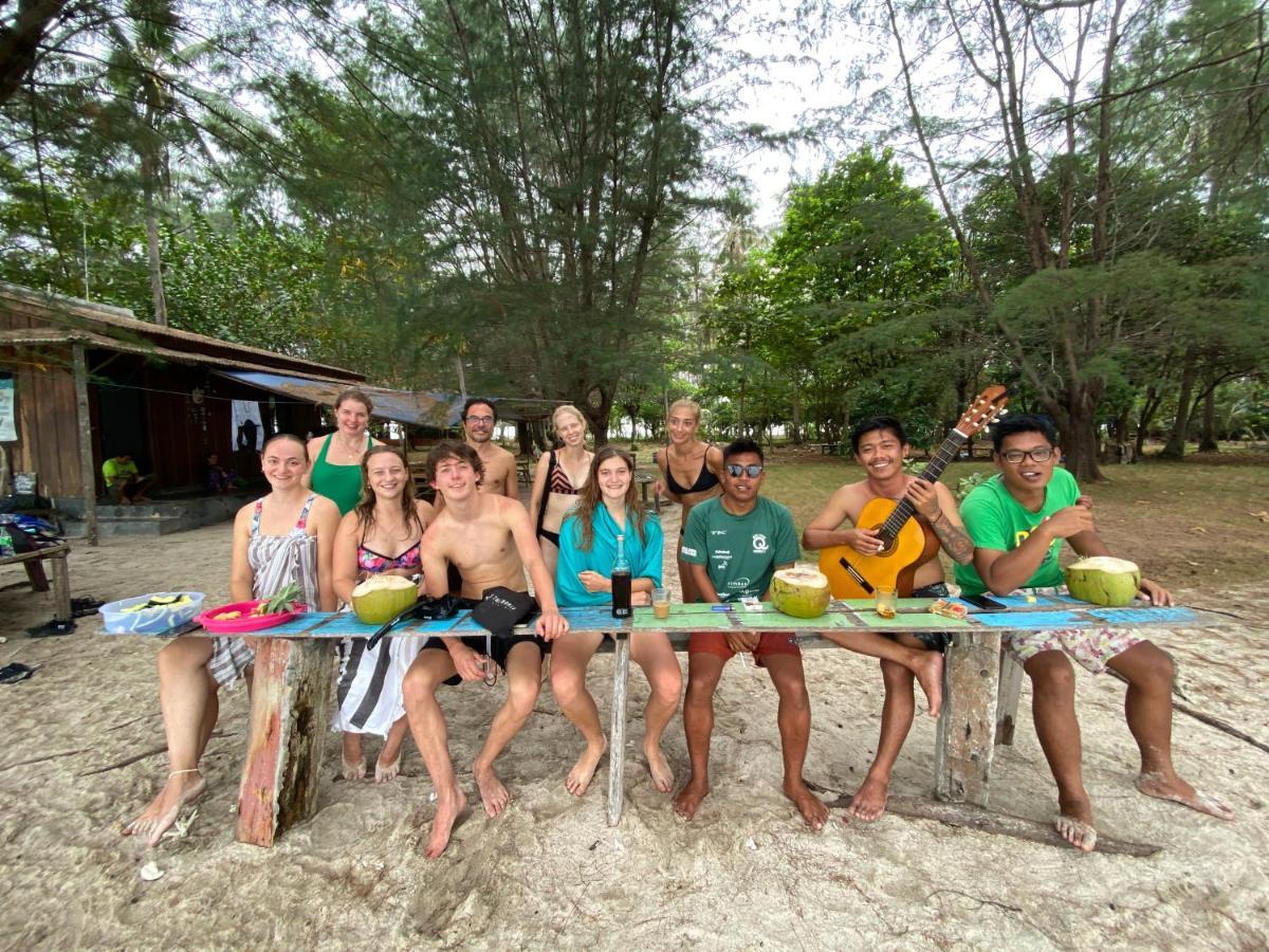 Azza Karimunjawa Hotel ภายนอก รูปภาพ