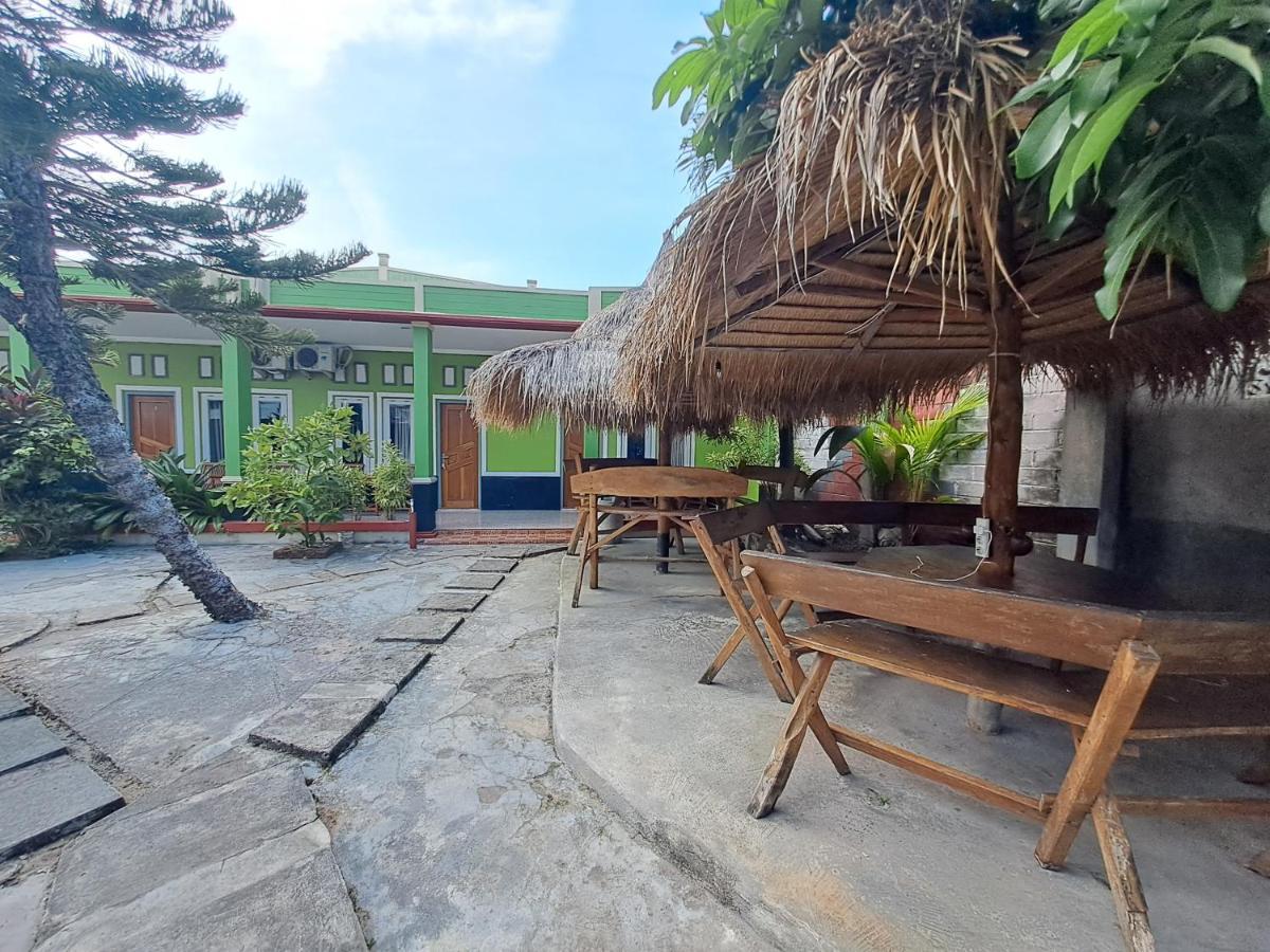 Azza Karimunjawa Hotel ภายนอก รูปภาพ